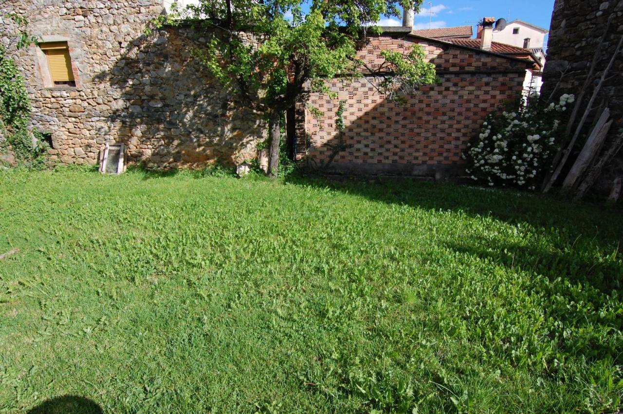 Apartamento El Fenal De Turmo Casa Rural "El Capricho De Nieves" Laspuña Eksteriør bilde