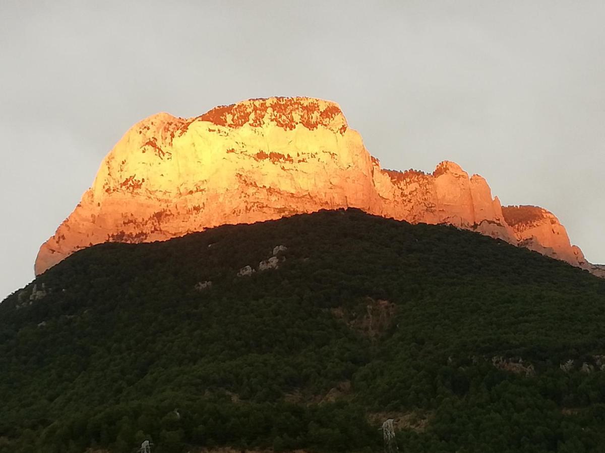 Apartamento El Fenal De Turmo Casa Rural "El Capricho De Nieves" Laspuña Eksteriør bilde